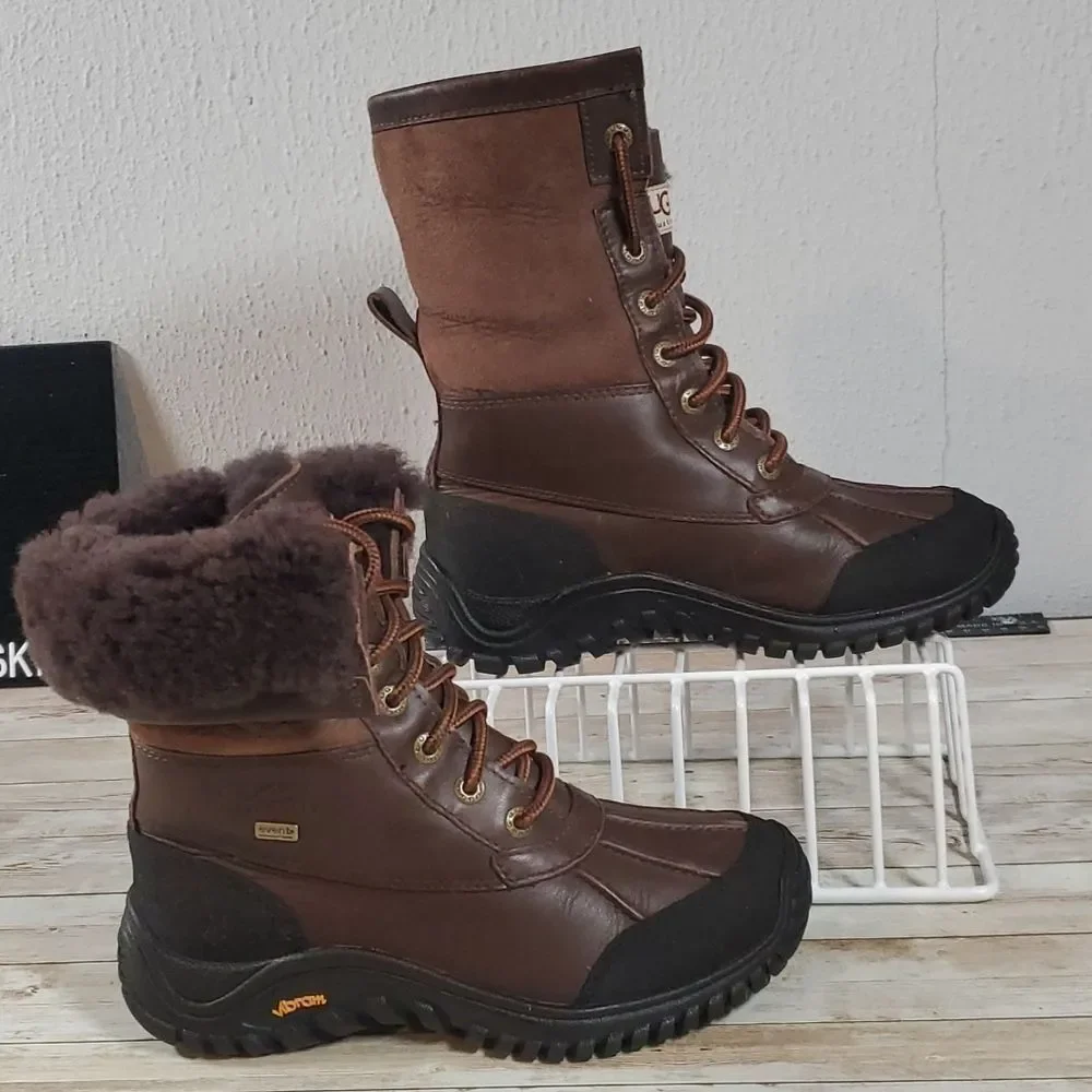 Ugg Adirondack Boots II Obsidian Leather 5446 Size 6 Vibram Soles Event Waterprf